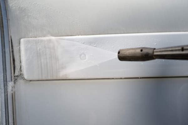 AGO Kraft Schwarzstreifen-Entferner Anwendung Schritt 5