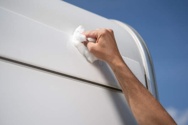 AGO Kraft Schwarzstreifen-Entferner Anwendung Schritt 6